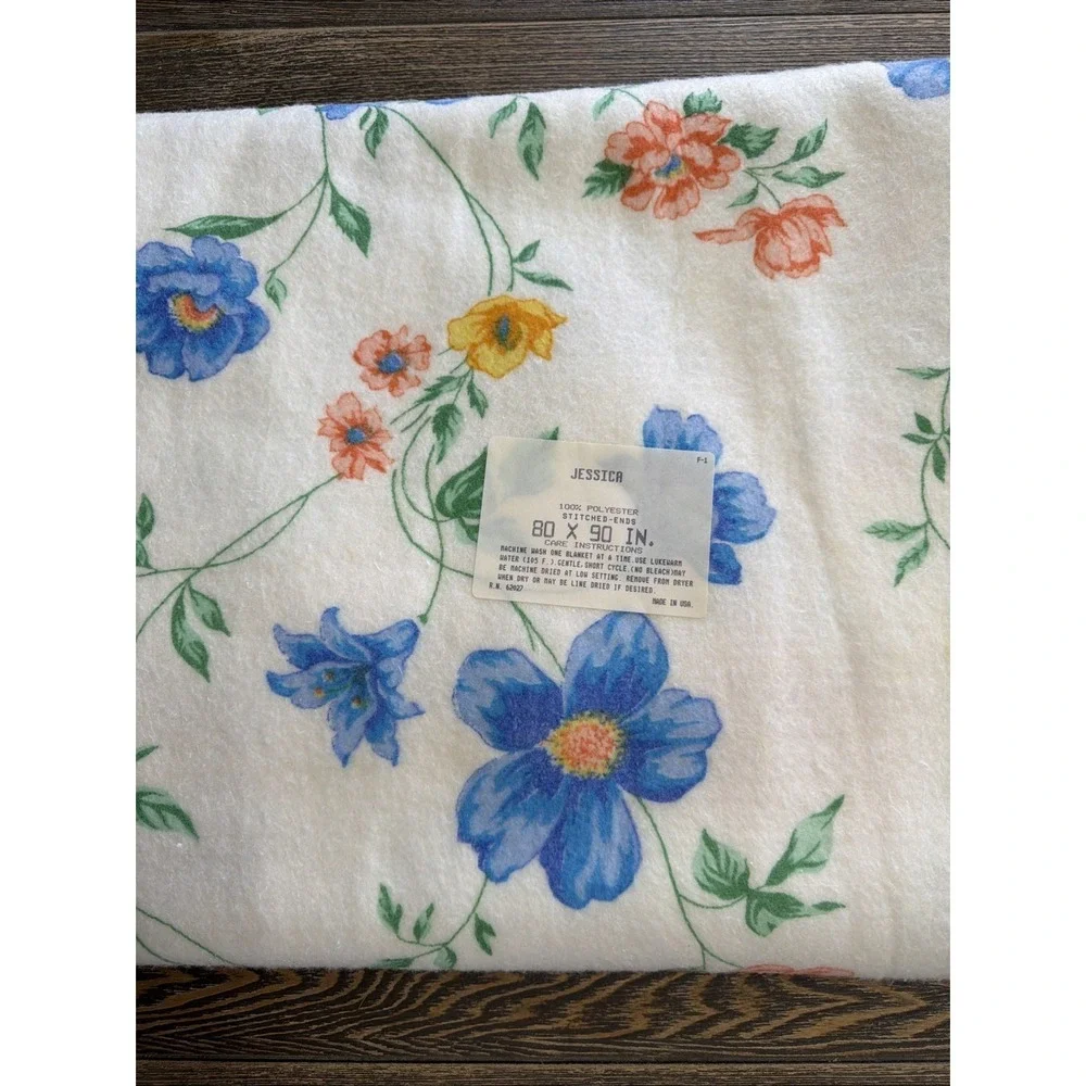 VTG 1980's Floral Jessica Blanket Polyester 80X90 In Old Stock Gorgeous!